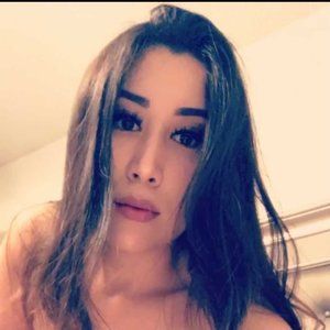 Meet your Posher, Valeria